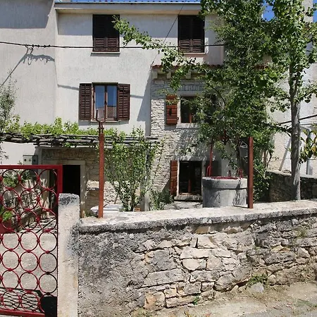 Mala Tonina Сasa de vacaciones Rakalj
